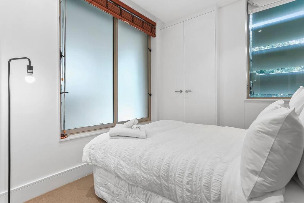 Elegant & Sunny Living With Stunning Marina Views Lejlighed Auckland Eksteriør billede